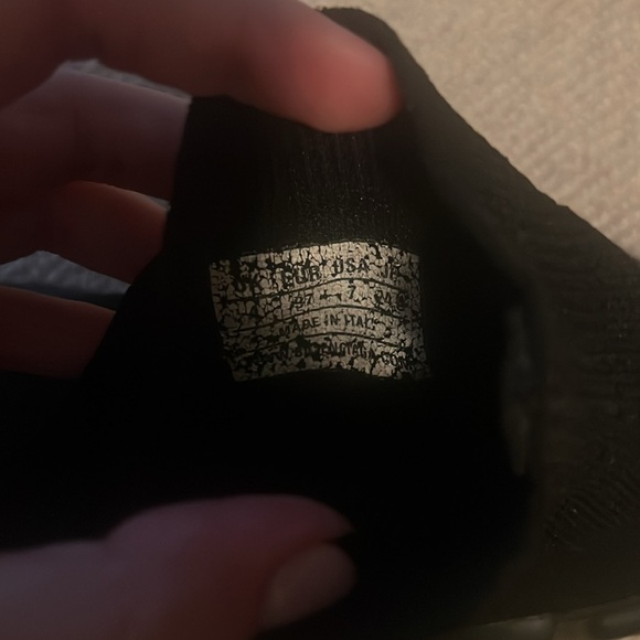 Balenciega shoes size 37 - Picture 5 of 6